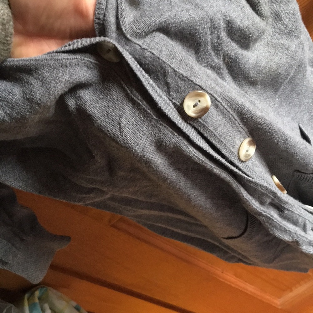 Cardigan - Picture 3 of 4